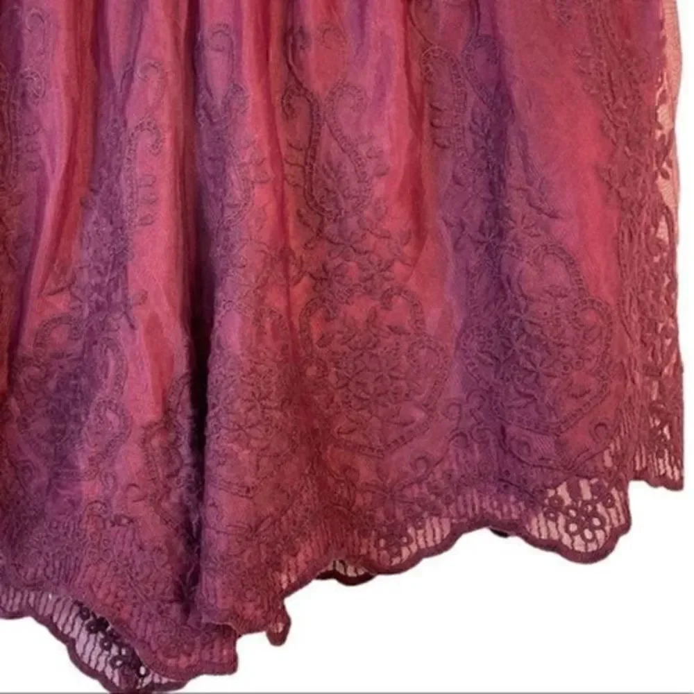 Tobi Red Wine Burgundy Lace Scalloped Edge Shorts Medium NWT